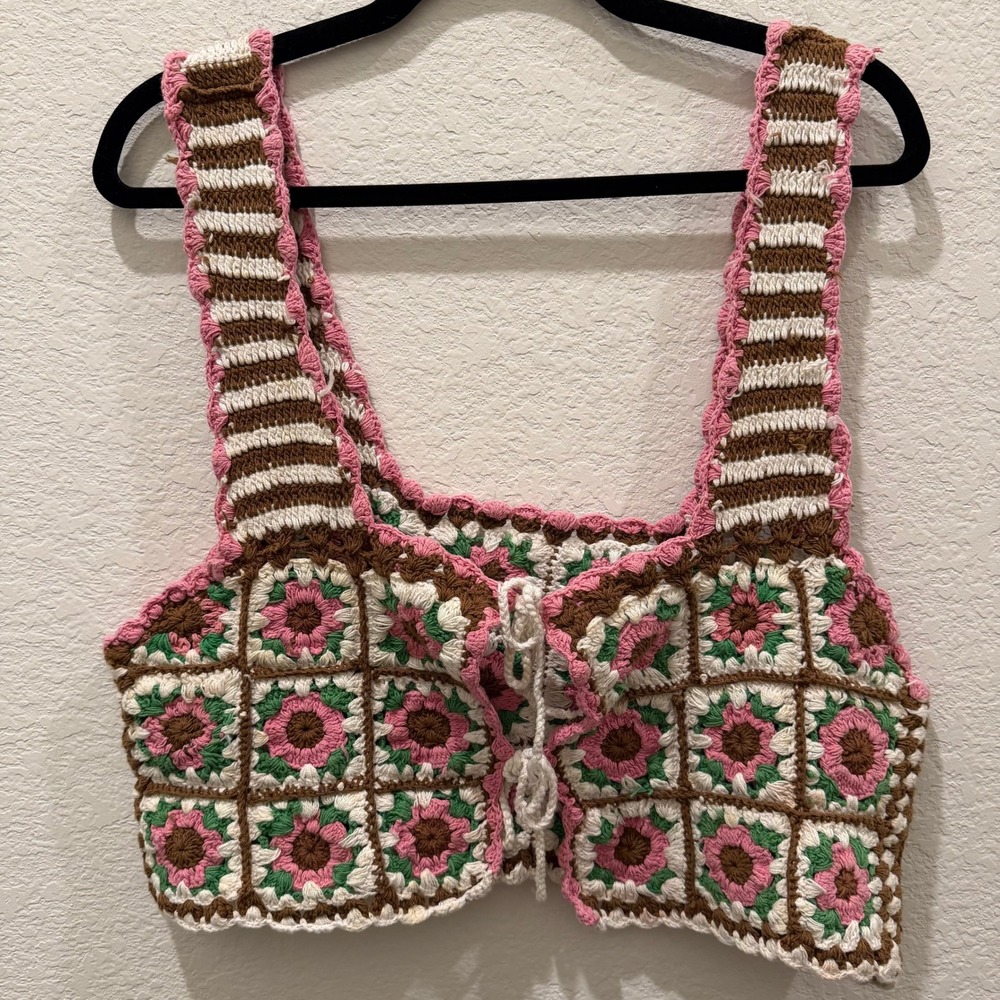 Maeve by Anthropologie Granny Square Crochet Crop Top Pink Brown Floral One Size